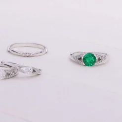 Outlet Arthus Bertrand Bague Solitaire Émeraude 6.5mm Victoire
